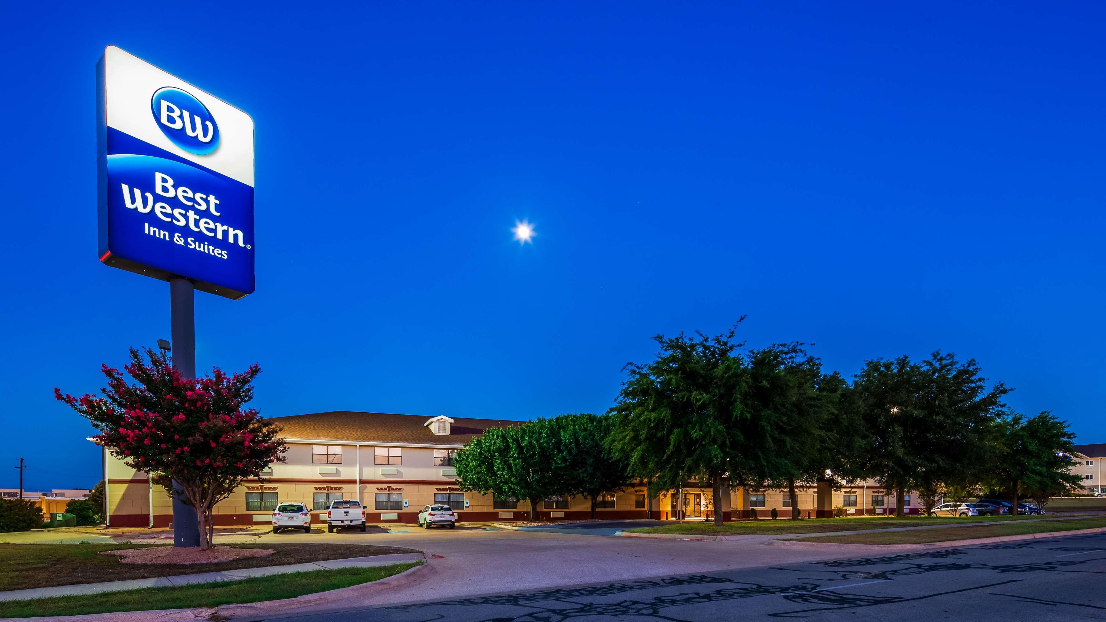 Best Western Inn And Suites Copperas Cove Exterior photo