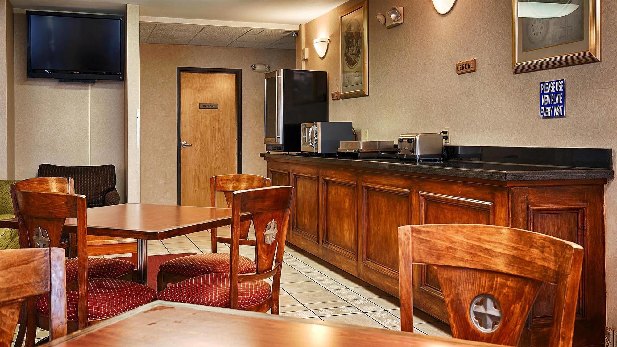 Best Western Inn And Suites Copperas Cove Exterior photo